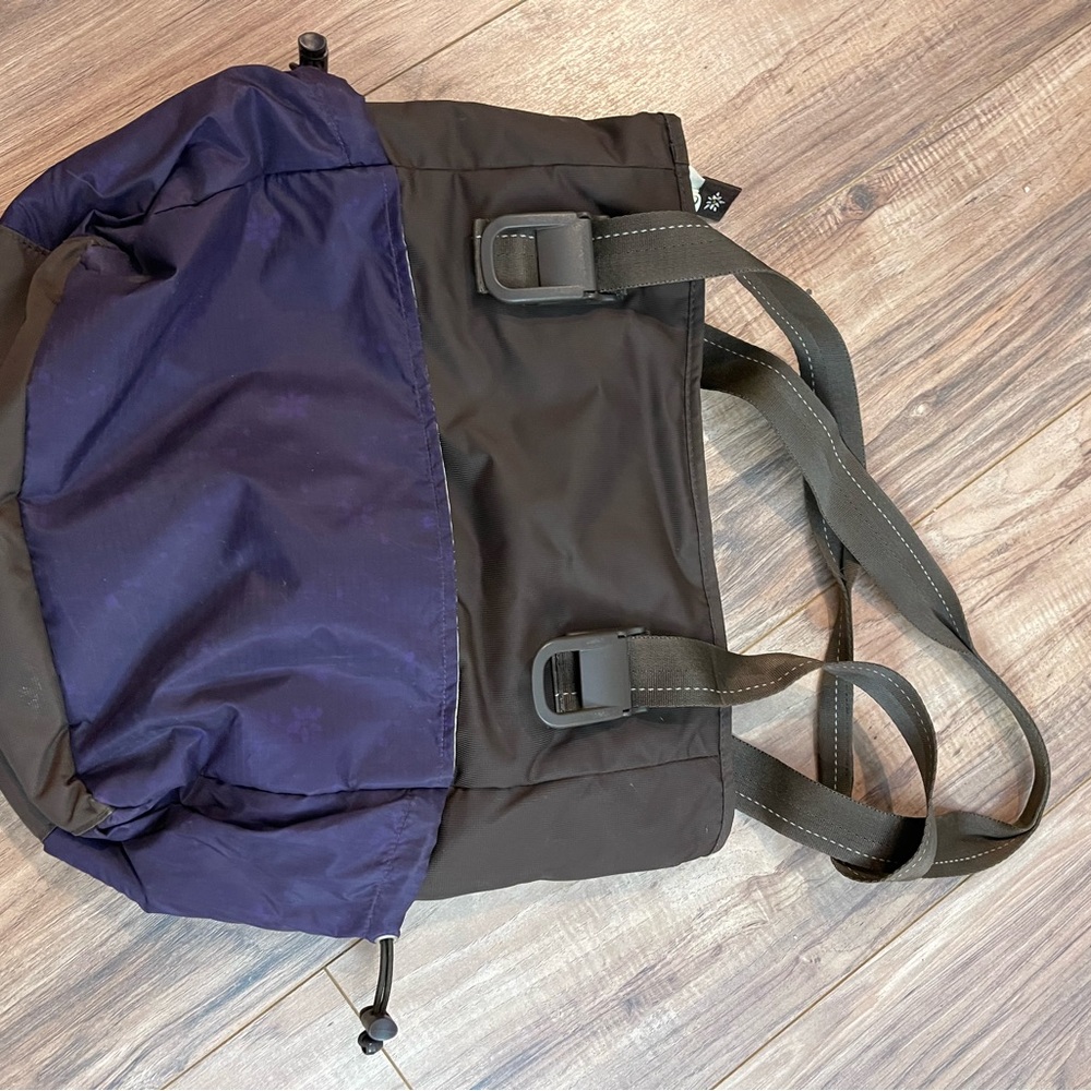 Sherpani bag